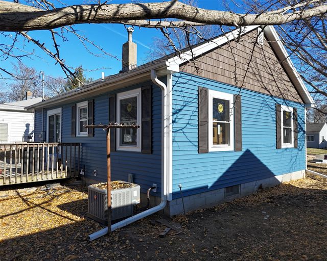 Residential siding project and exterior details | King Contracting, serving Iowa