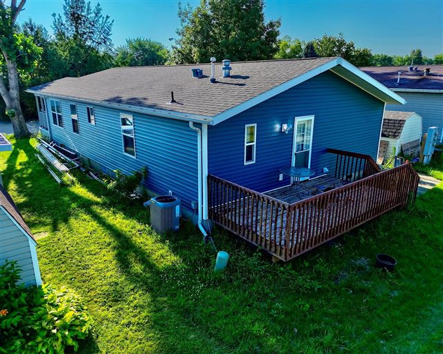 Residential siding project and exterior details | King Contracting, serving Iowa